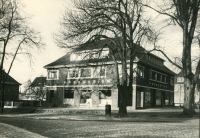 PRO Geschäftsgebäude
